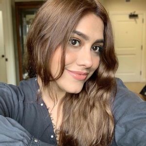 Meet your Posher, Leslie